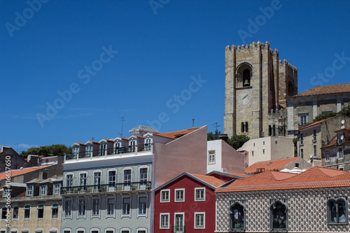 Sé de Lisboa e Casa dos Bicos photo