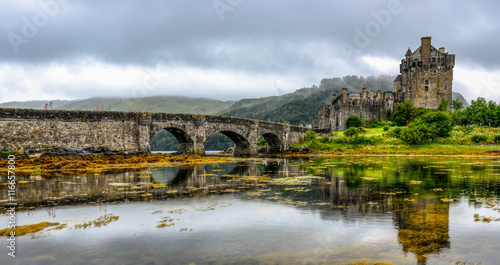 Eilean Donan Castle in Scot...