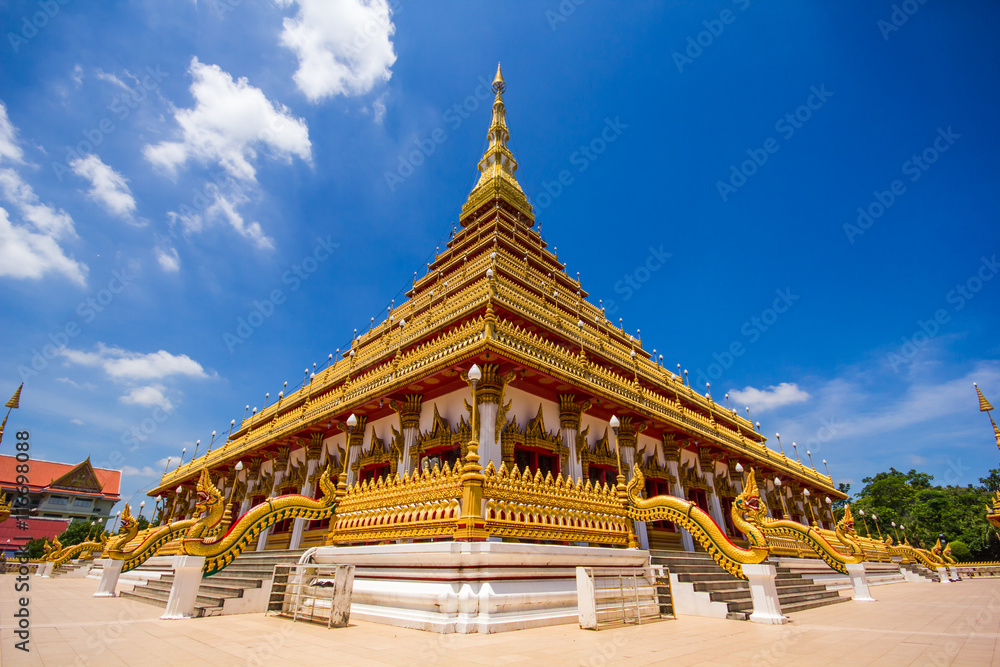 Wat Nong Wang (Phra Mahathat Kaen Nakhon).