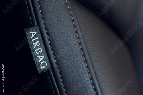Bild auf Leinwand Airbag icon in car