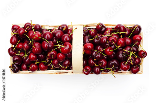 Kirschen im Korb