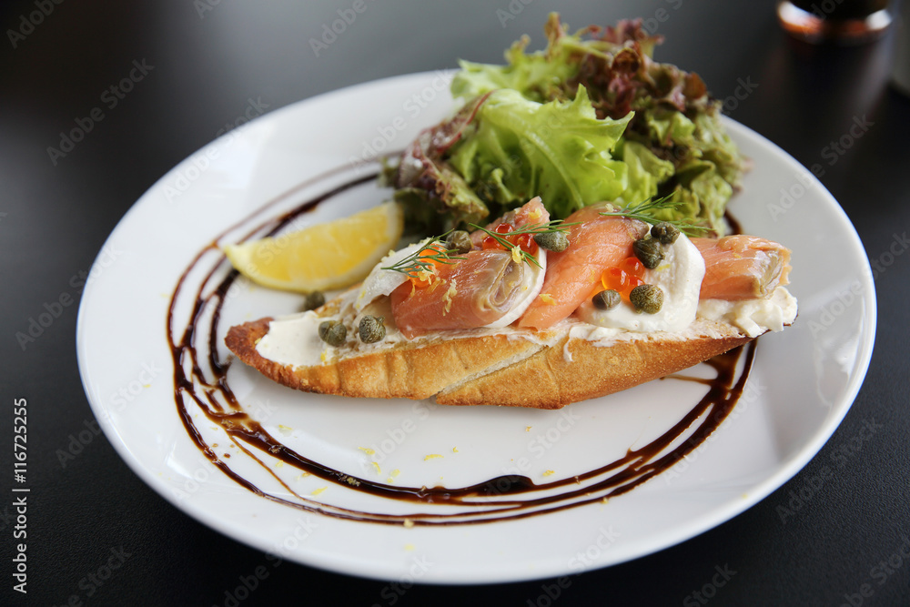 Canapes with smoked salmon and cream cheese Canapes with smoked salmon and cream cheese