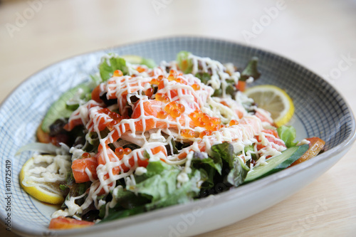 salad with salmon japanese food
