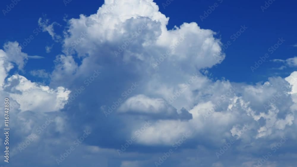 Beautiful time lapse of puffy clouds. Beautiful time lapse of puffy clouds.