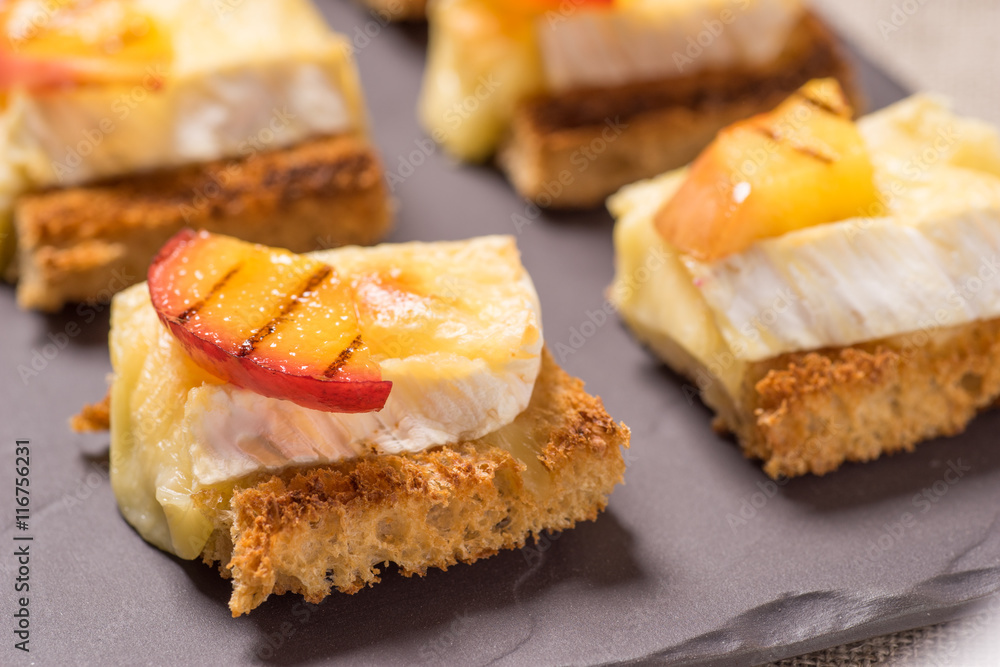 canapes, Appetizer with grilled brie canapes, Appetizer with grilled brie