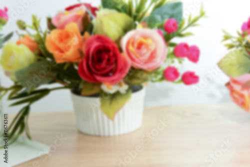 Blurry Flowers bouquet background with copy space © 15Studio