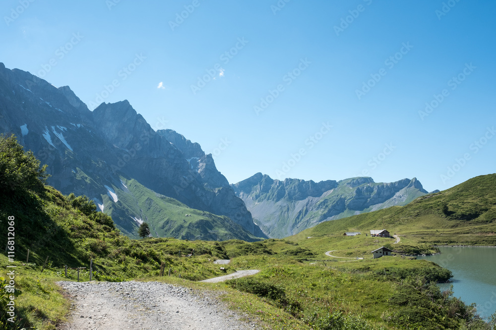 Fototapeta premium Region Titlis im Trübseegebiet