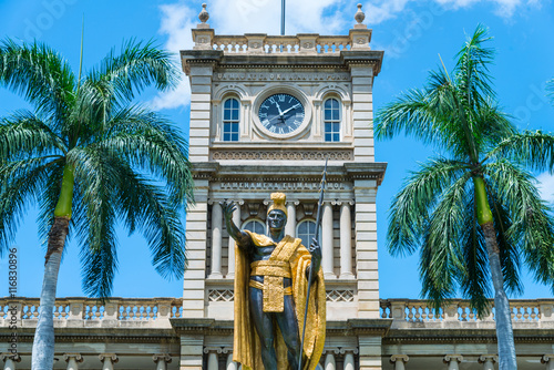 The King Kamehameha statue in Honolulu may be the most photographed item in all of the state of Hawaii.