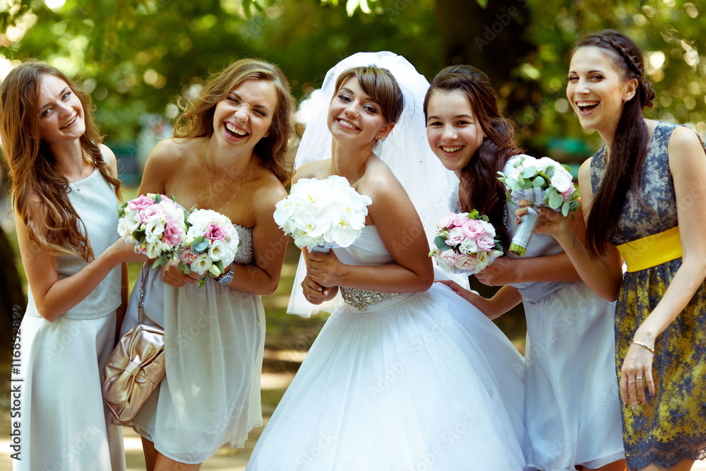 27+ Latest & Creative Bridesmaids Photo Ideas to Bookmark RN! |  WeddingBazaar