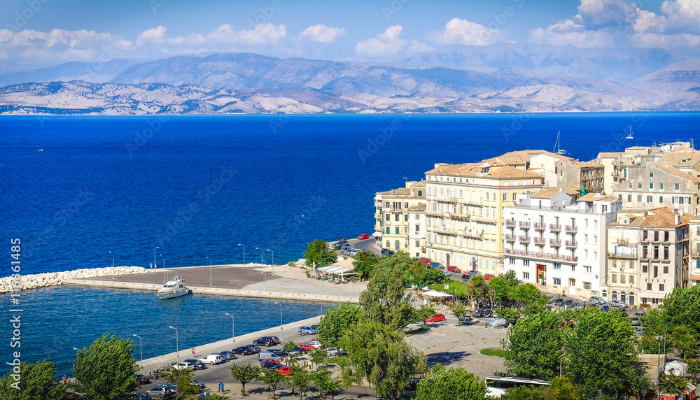 Obraz premium Corfu old harbour, city symbol. Panoramic view