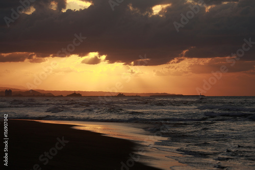 砂丘海岸の夕日 © sakura