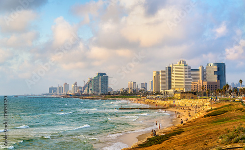 View of the Mediterranean waterfront in Tel Aviv © Leonid Andronov