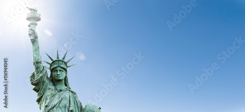 Lady Liberty im Gegenlicht