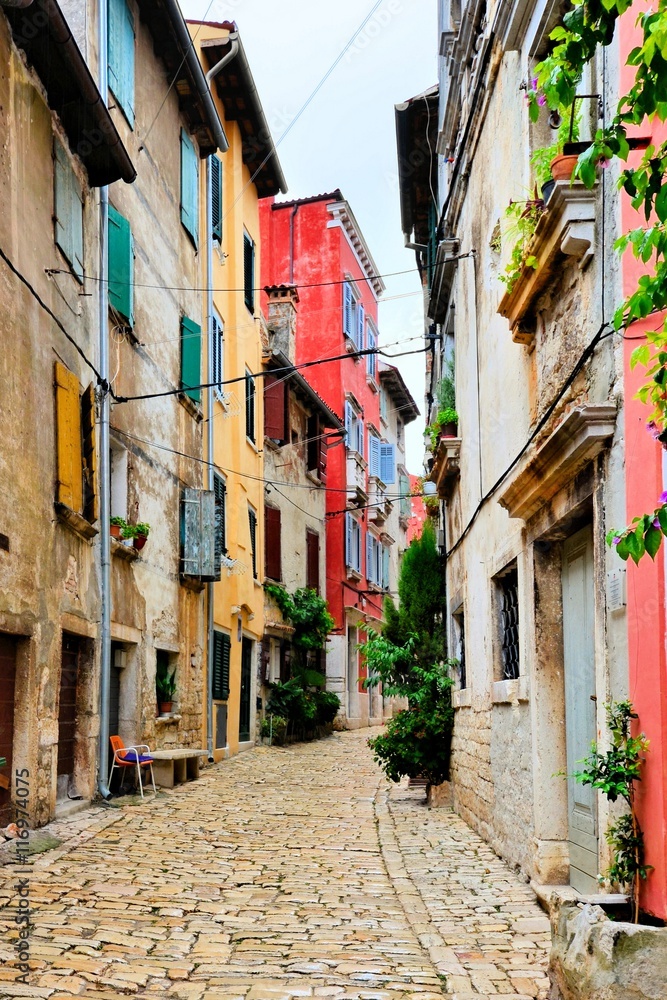 Obraz premium Colorful street in the Old Town of Rovijn, Croatia