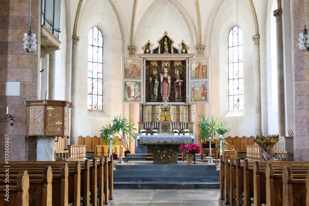 Kirche Innerhalb Katholische Kirche von innen Stock Photo | Adobe Stock