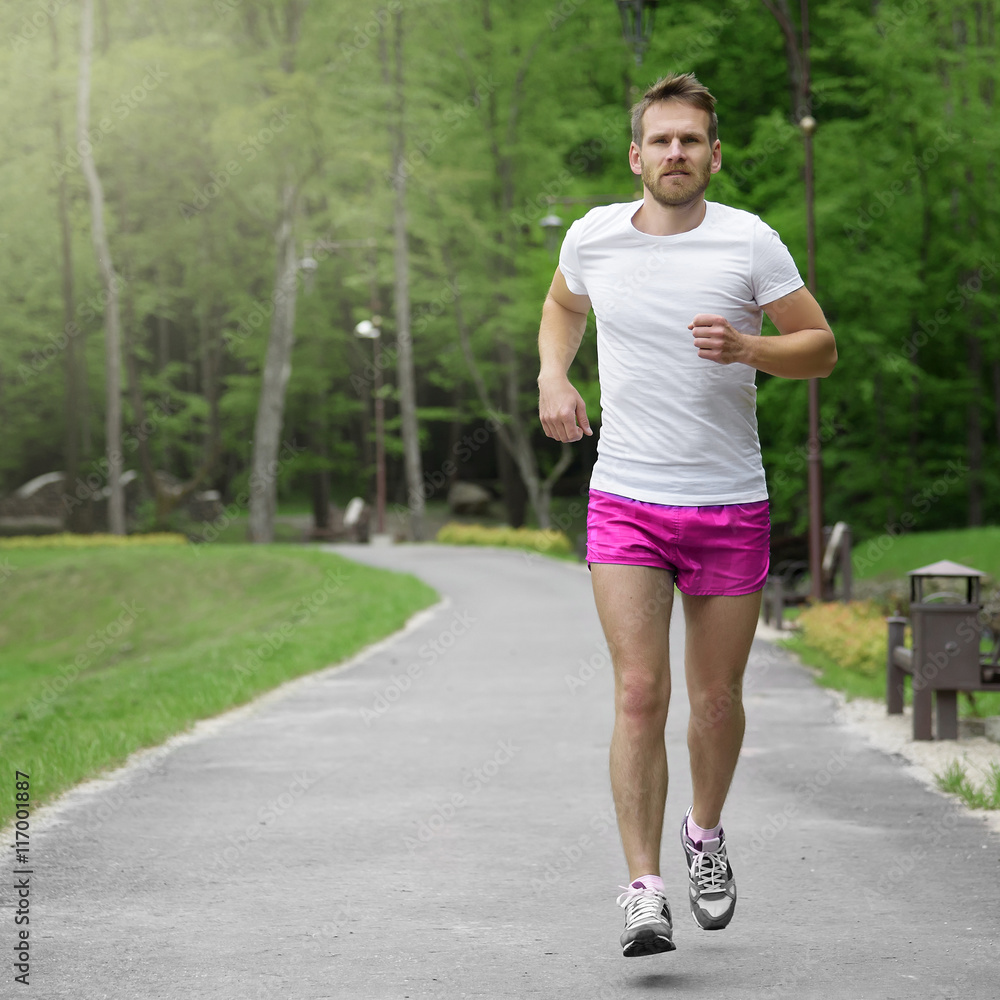 Running fitness man StockFoto Adobe Stock