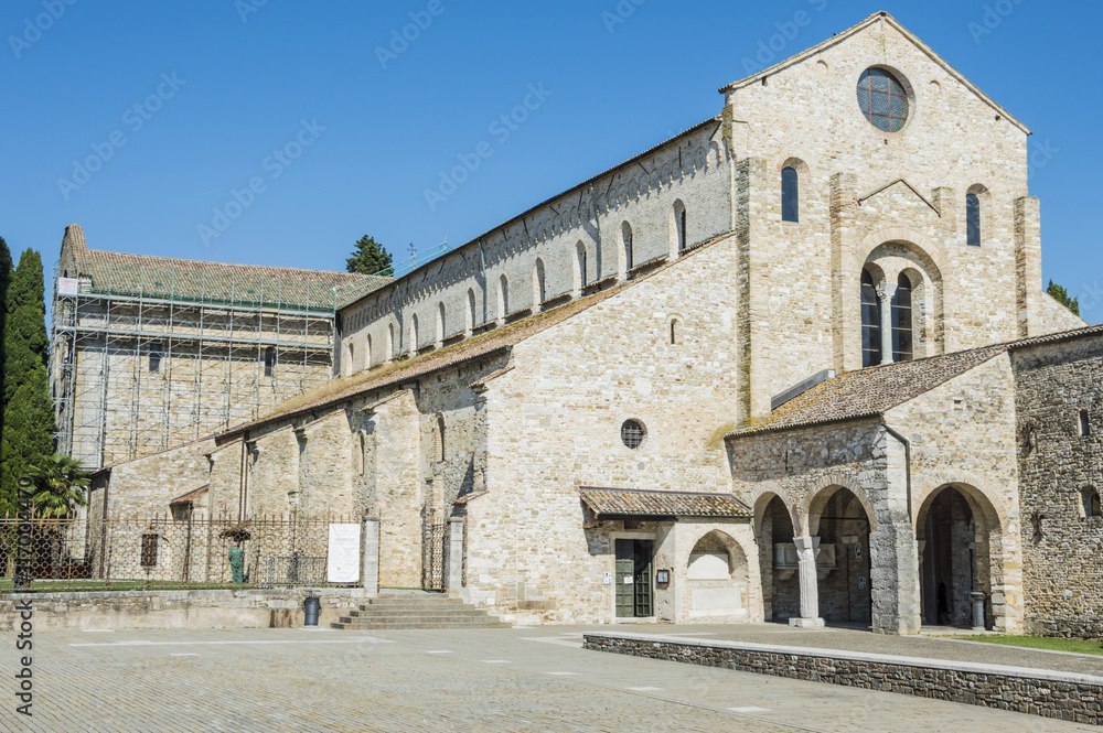 External restoration of a medieval italian church