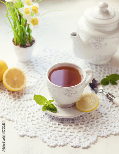 Morning tea with lemon