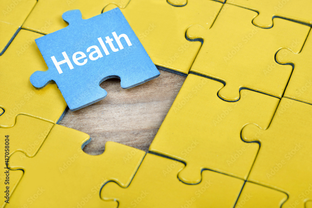 Fototapeta premium Puzzle with word Health