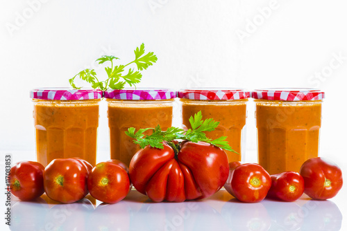 Photos coulis de tomates en pots
