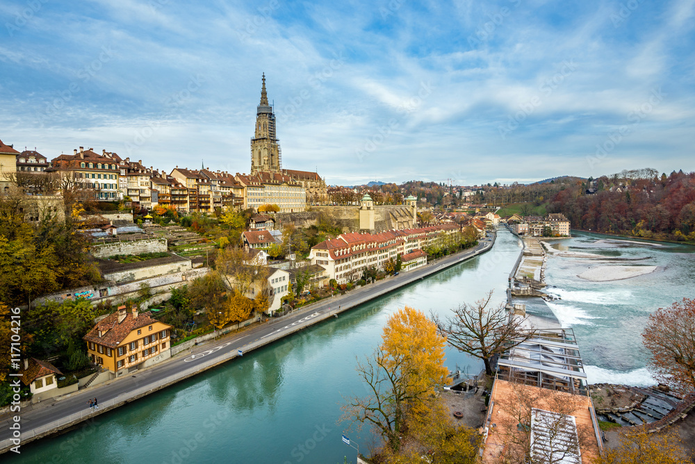 Obraz premium Altstadt von Bern und Aare, Schweiz