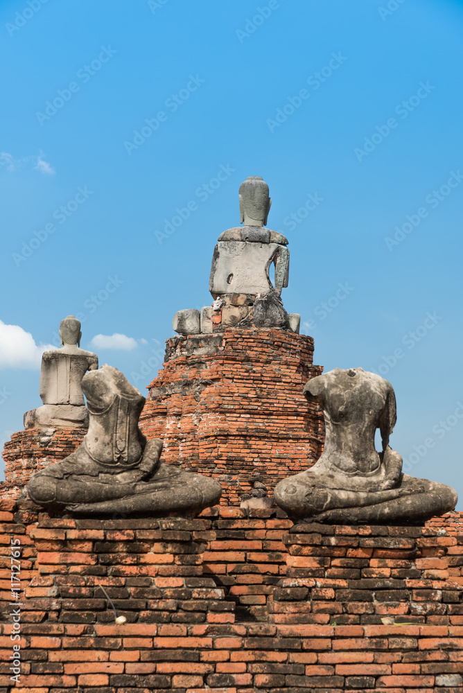 The remains of The old Buddha statue. The remains of The old Buddha statue.