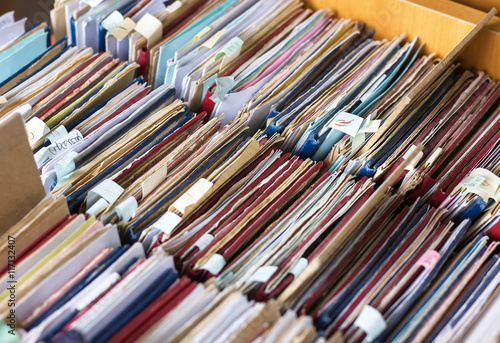 Foto File folders in a file cabinet, card catalog in a library, close