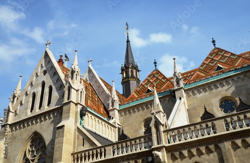 Clocheton noir et tuiles de l'église Matthias, Budapest