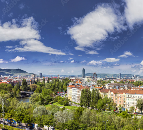 Canvas Print Vienna Skyline at the Danube Canal
