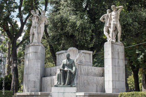 Photography Monumento a José Tartiere de Parque Campo de San Francisco Oviedo