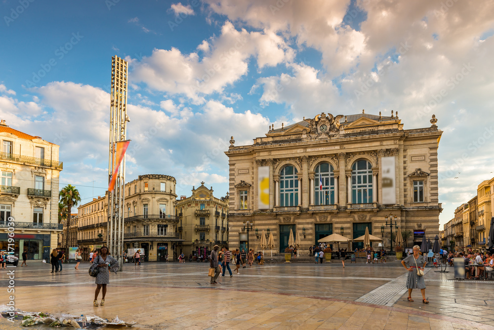 Fototapeta premium Théâtre de la Comédie à Montpelier dans l'Hérault, Languedoc en Occitanie, France