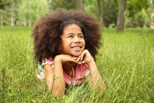 Afro-American little girl l...