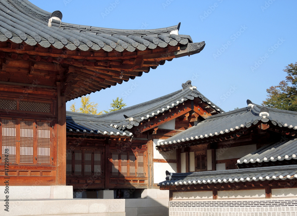 Traditional Korean style architecture at Gyeongbokgung Palace in Seoul South Korea. Traditional Korean style architecture at Gyeongbokgung Palace in Seoul South Korea.
