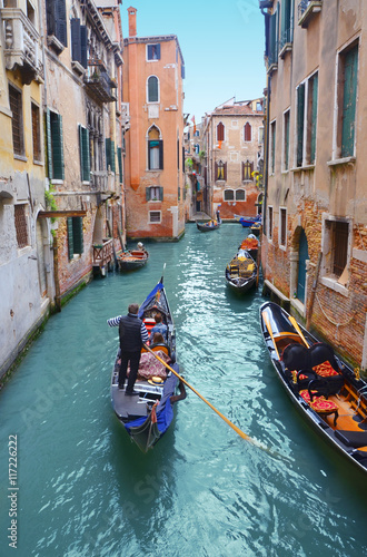 Canal in Venice © kronalux