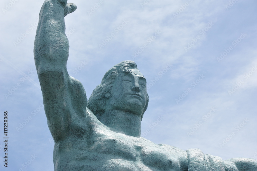 長崎平和祈念像の顔 上半身のアップ Stock 写真 Adobe Stock 長崎平和祈念像の顔 上半身のアップ Stock 写真 Adobe Stock