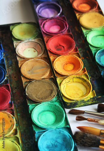 Set of color paints