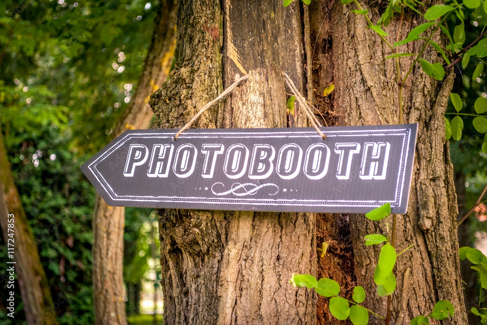 Photobooth direction at a wedding