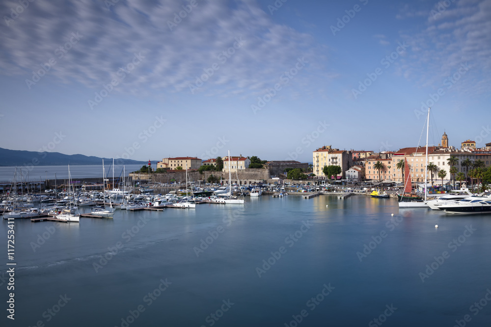 Hafen von Ajaccio auf der Insel Korsika