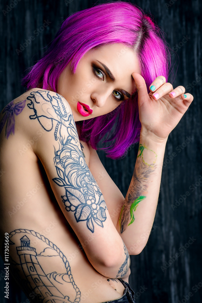 Fototapeta premium female tattoo