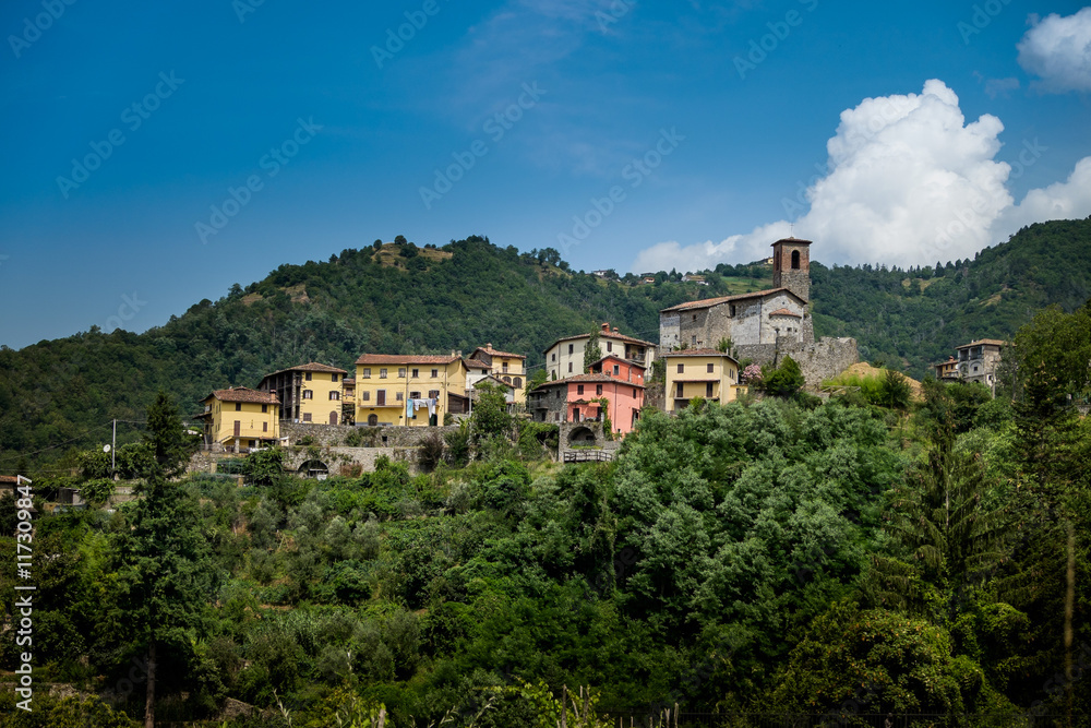 Ceserana and the medieval fortress, Garfagnana, Tuscany, Italy