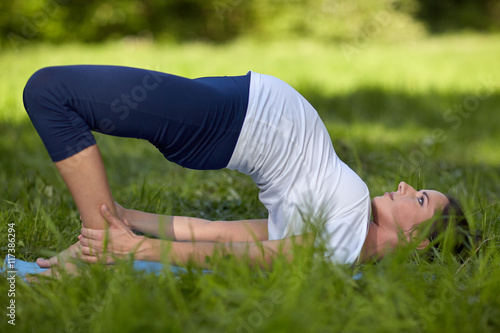 Sports pregnant young woman. © Dmitriy Melnikov