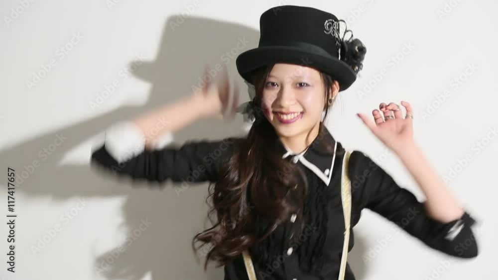 ドラキュラのコスプレをした女性 ドラキュラのコスプレをした女性