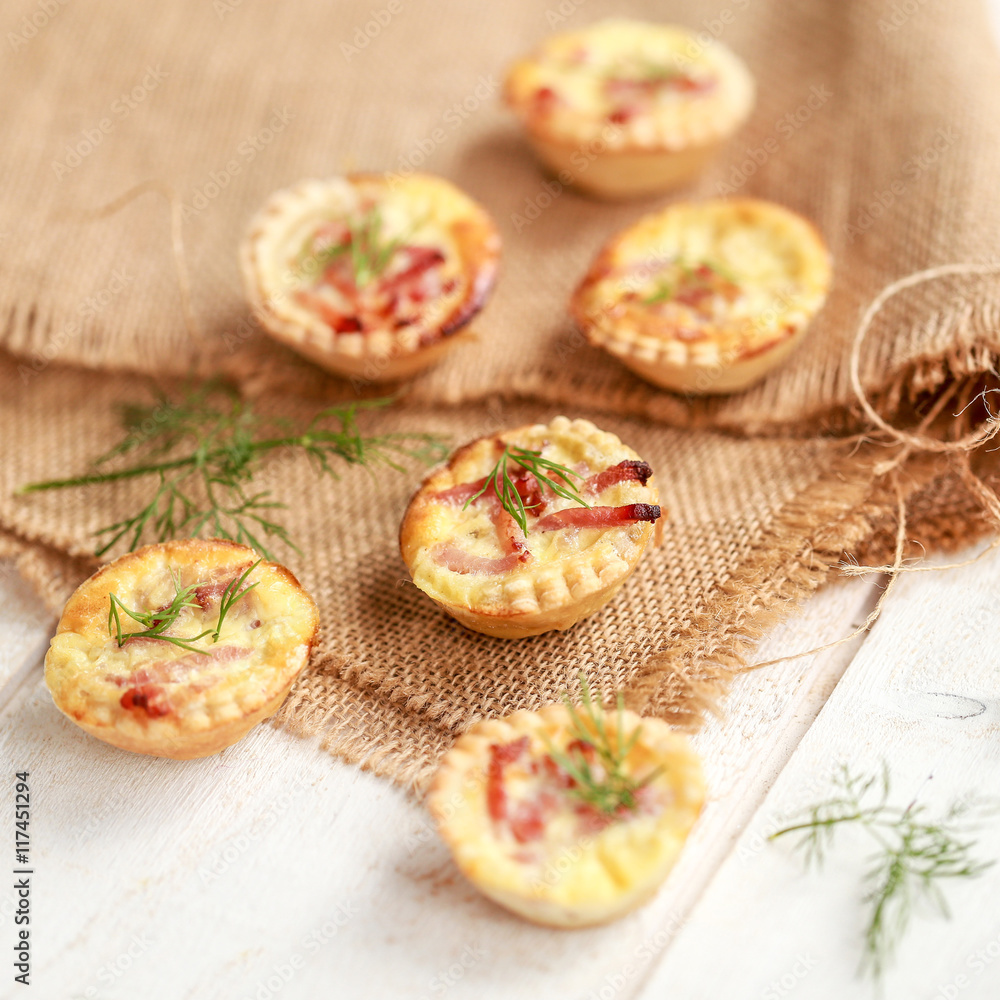 mini quiches lardons 1 mini quiches lardons 1