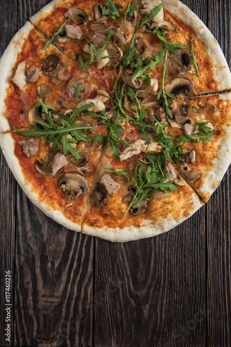 Pizza with chicken and mushrooms