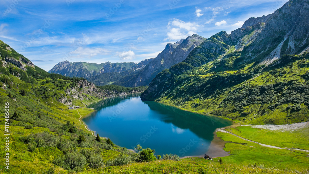 Tappenkarsee, Salzburger Land, Österreich an einem sonnigen Tag
