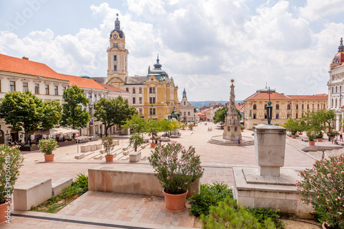 Place Széchenyi, Pécs, Hongrie photo