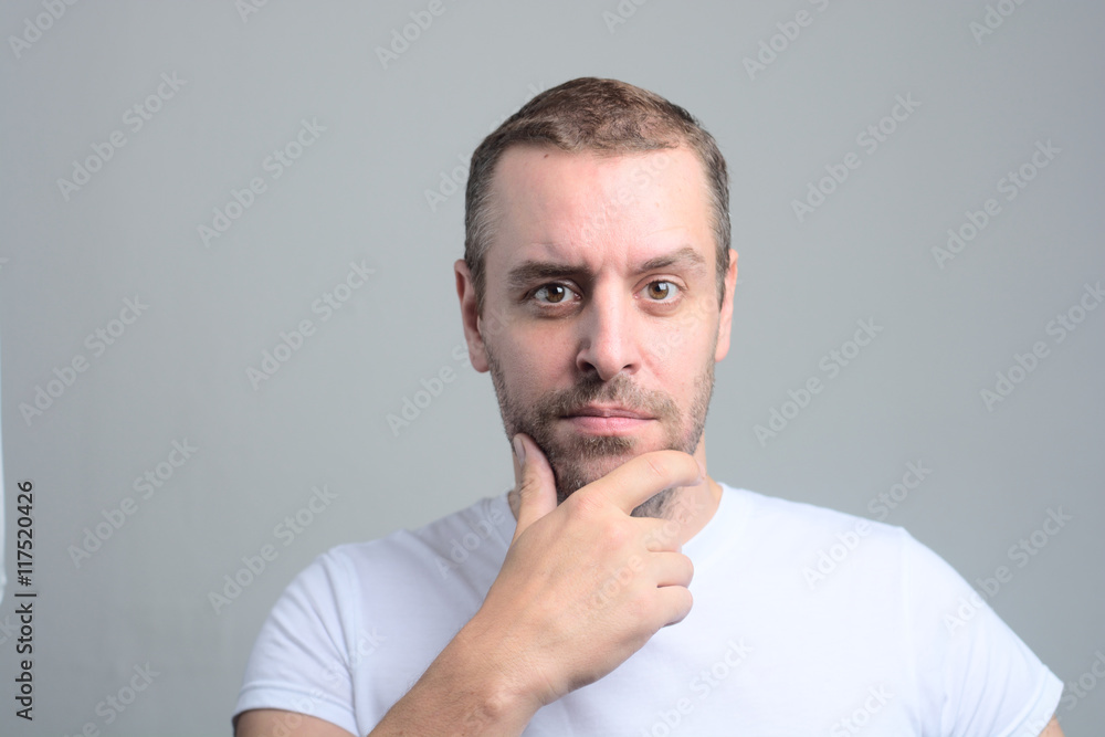 mann nachdenklich mann nachdenklich