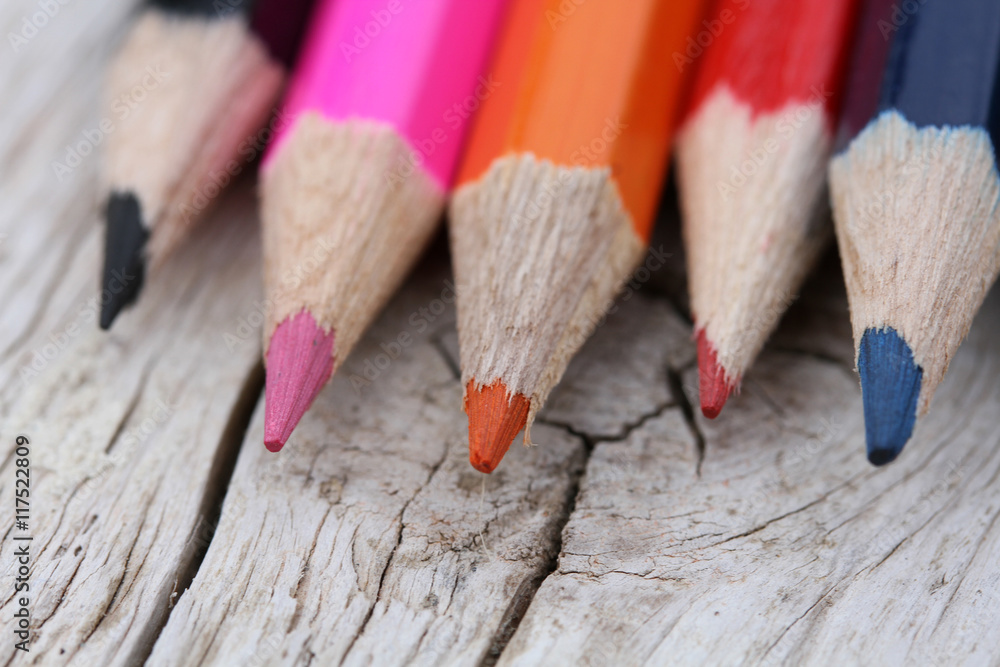 crayons de couleurs 05082016 crayons de couleurs 05082016