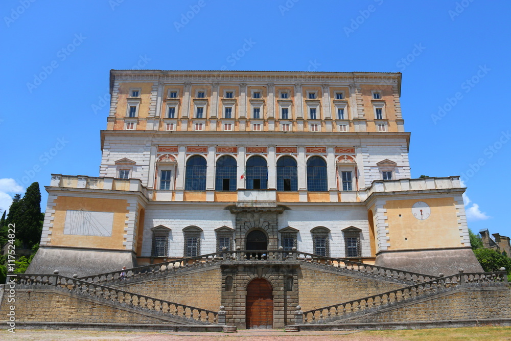 palazzo rinascimentale Farnese, di caprarola