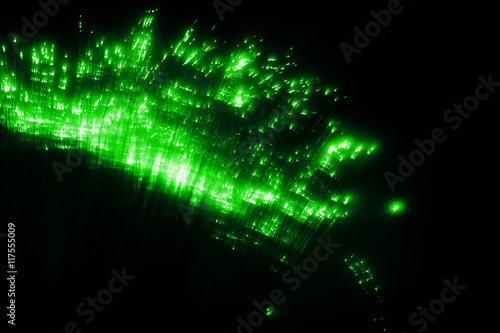 Glasfaser Bandbreite Laserl Internet Netzwerk Leitung Datenübertragung grün